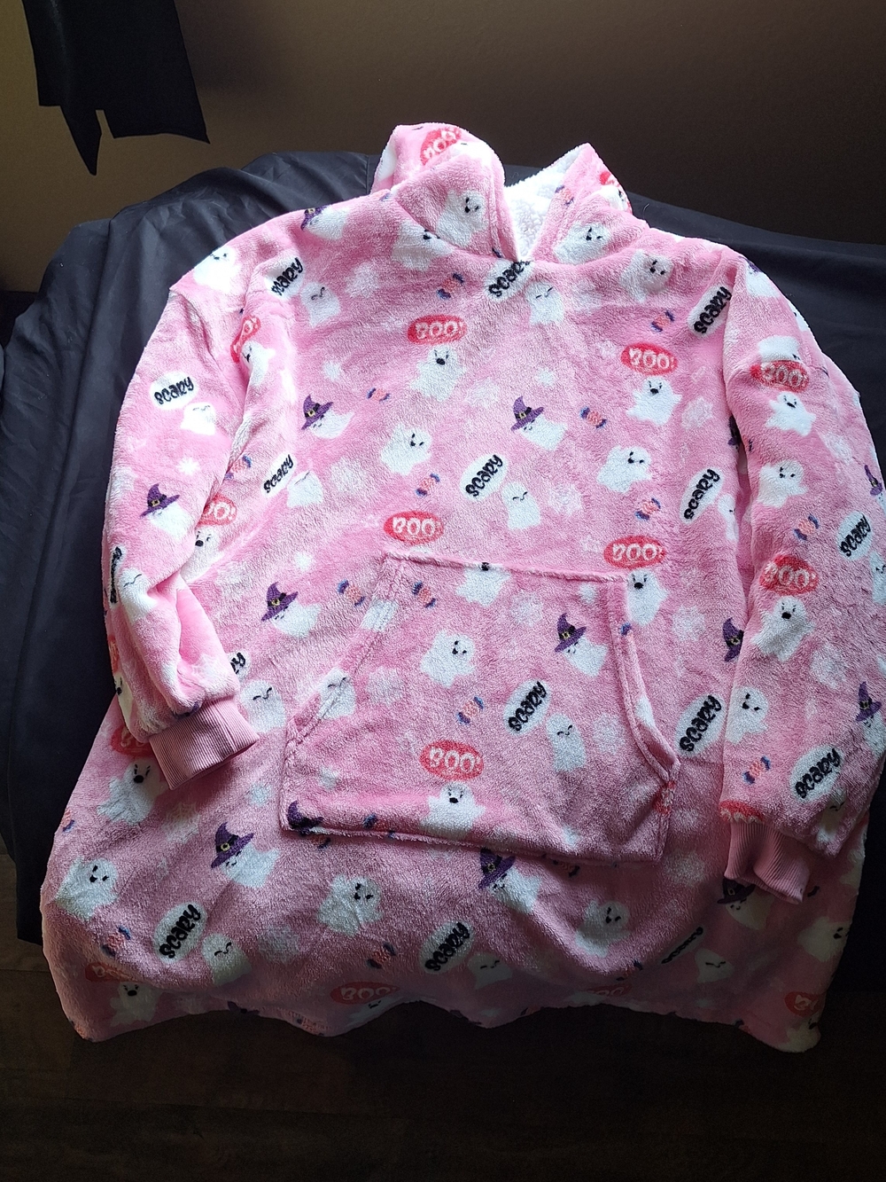Cozy Pink Ghost Print Blanket Hoodie